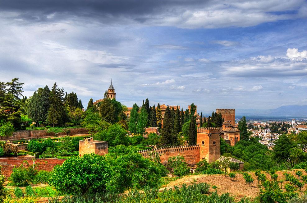 15 reasons why you should visit Granada – Linguaschools.com blog